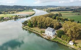 Chateau Du Bec Du Gave